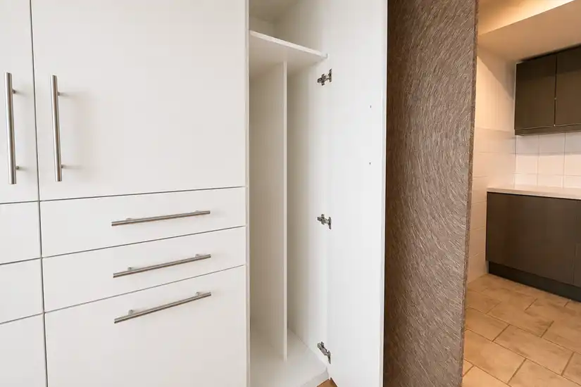 Einbauschrank